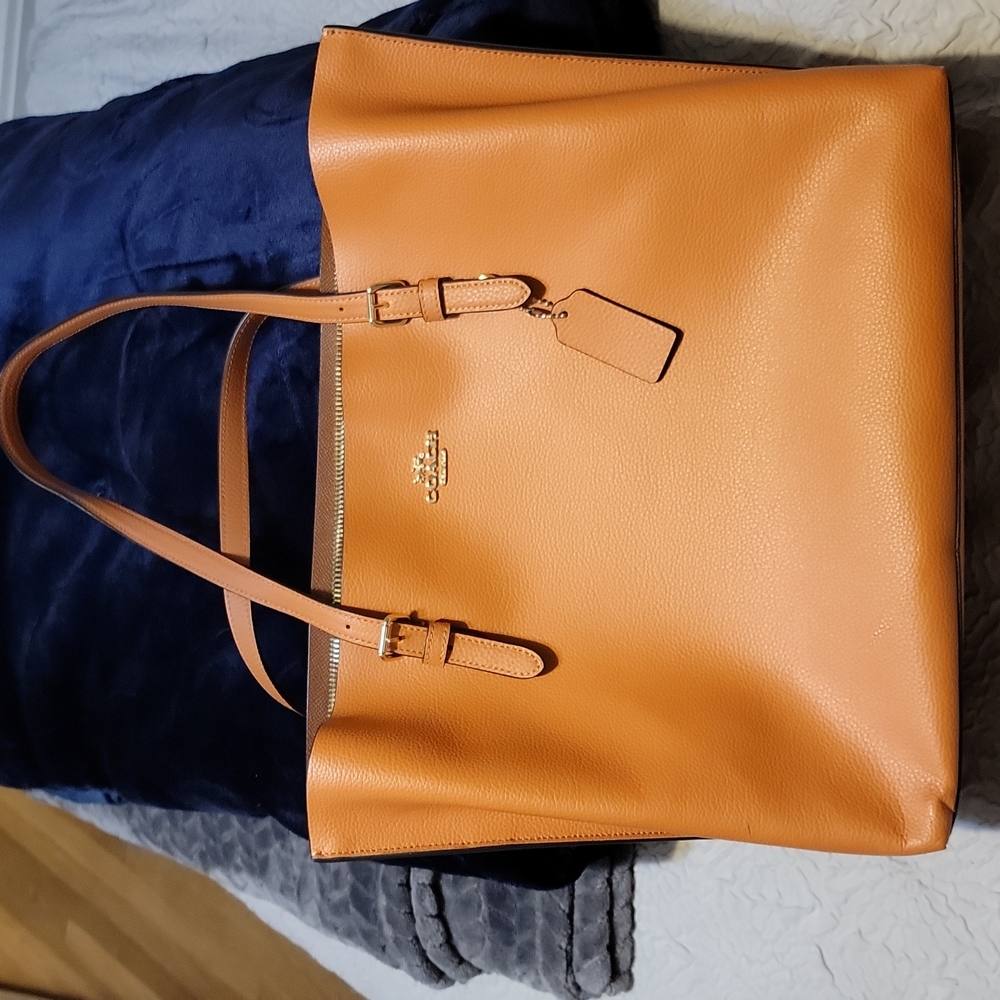Very gently loved Mollie tote.